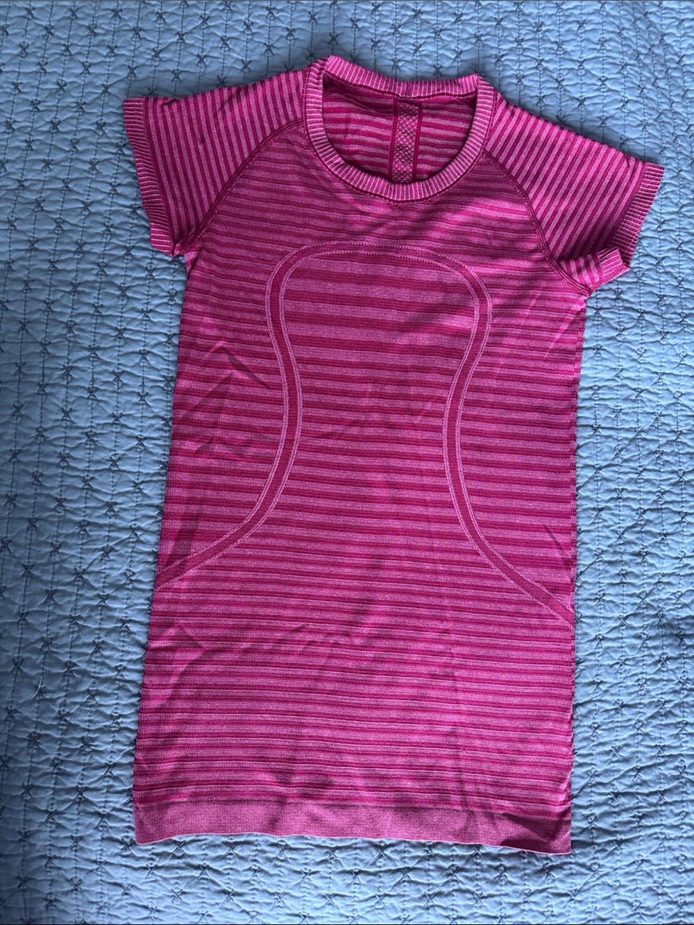 Lululemon Swiftly Tech Short Sleeve Crew Lucy Stripe Heathered Berry Rumble Sz 4